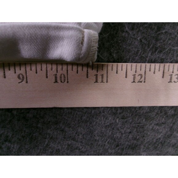 Old Navy Shorts Womens 4 SweetHeart White Denim Cuffed Stretch Bright White - Picture 7 of 13